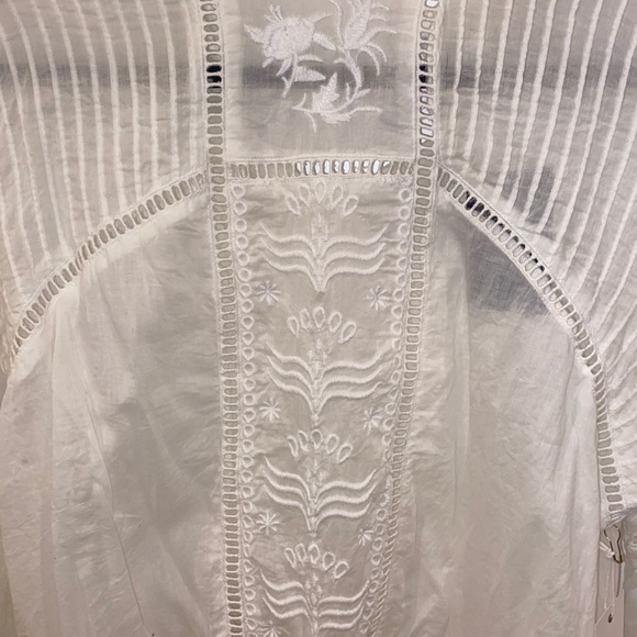 Woven Cream Top - Picture 3 of 6